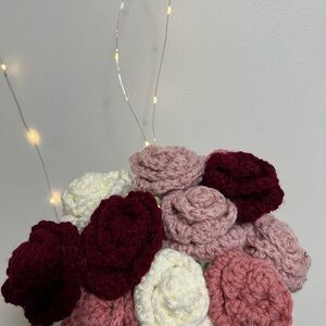 Handcrafted Floral Crochet roses Bouquet dozen 12 count assorted colors